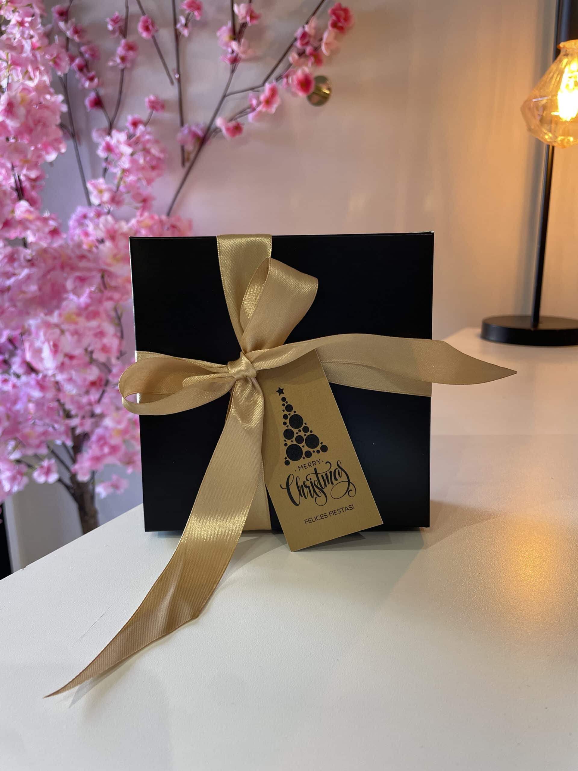 BOX 3 Bombachas + perfume