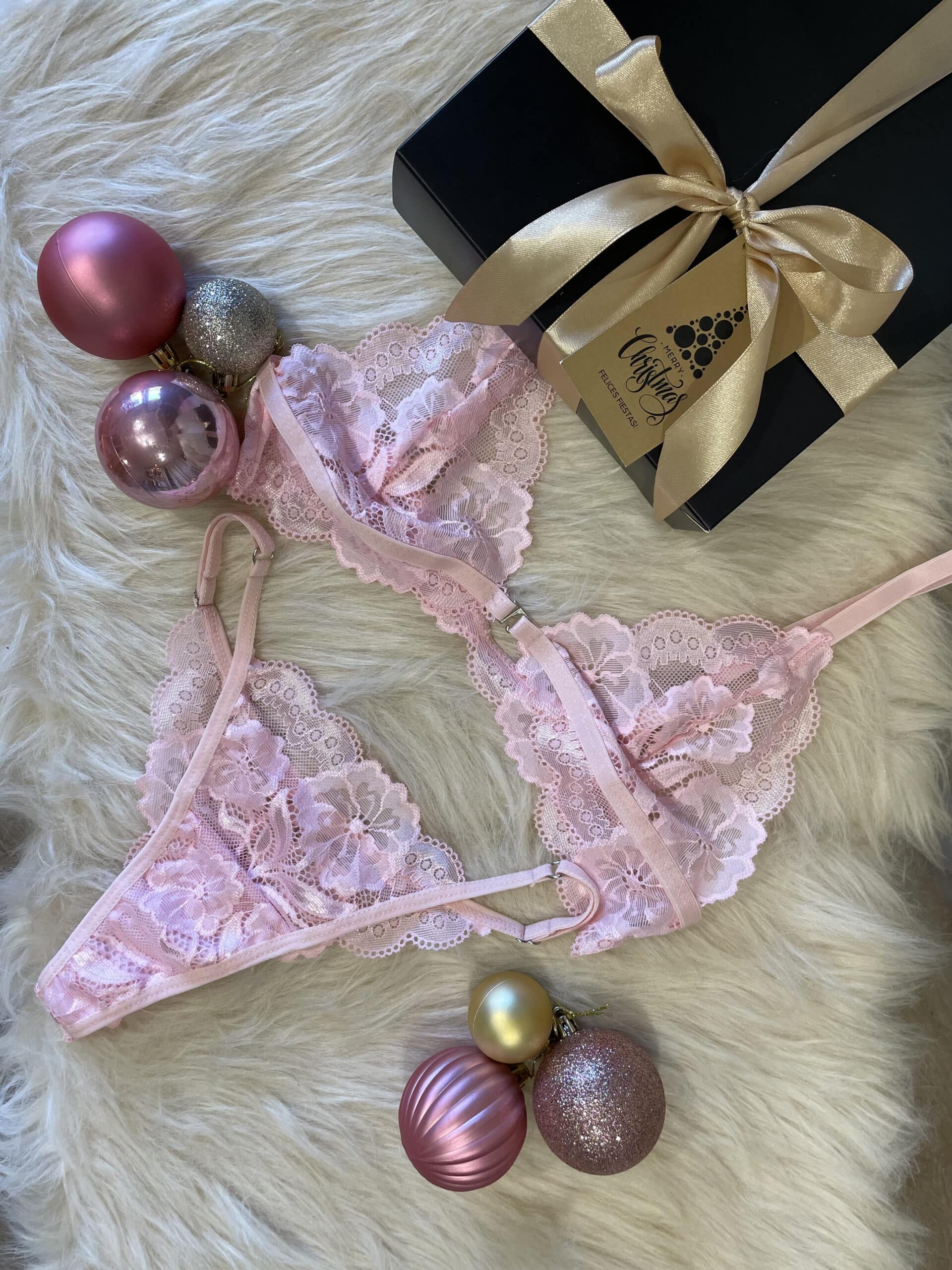 BOX Conjunto Rosa + perfume