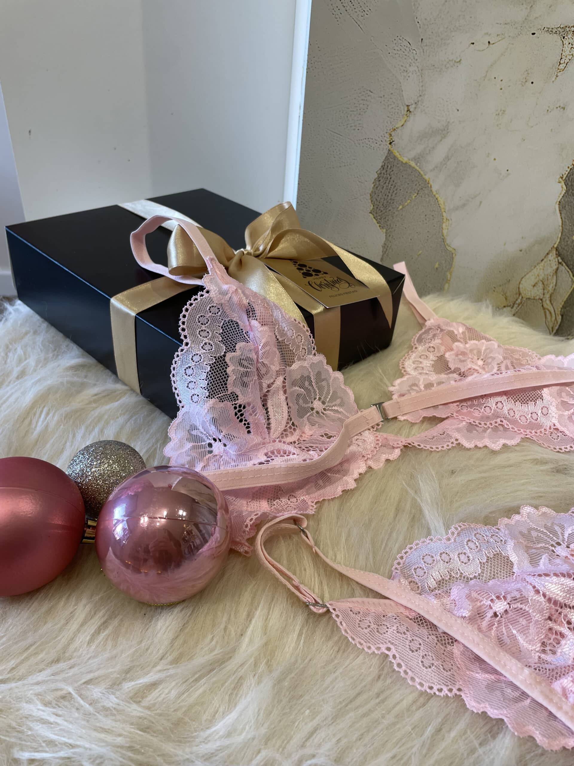 BOX Conjunto Rosa + perfume