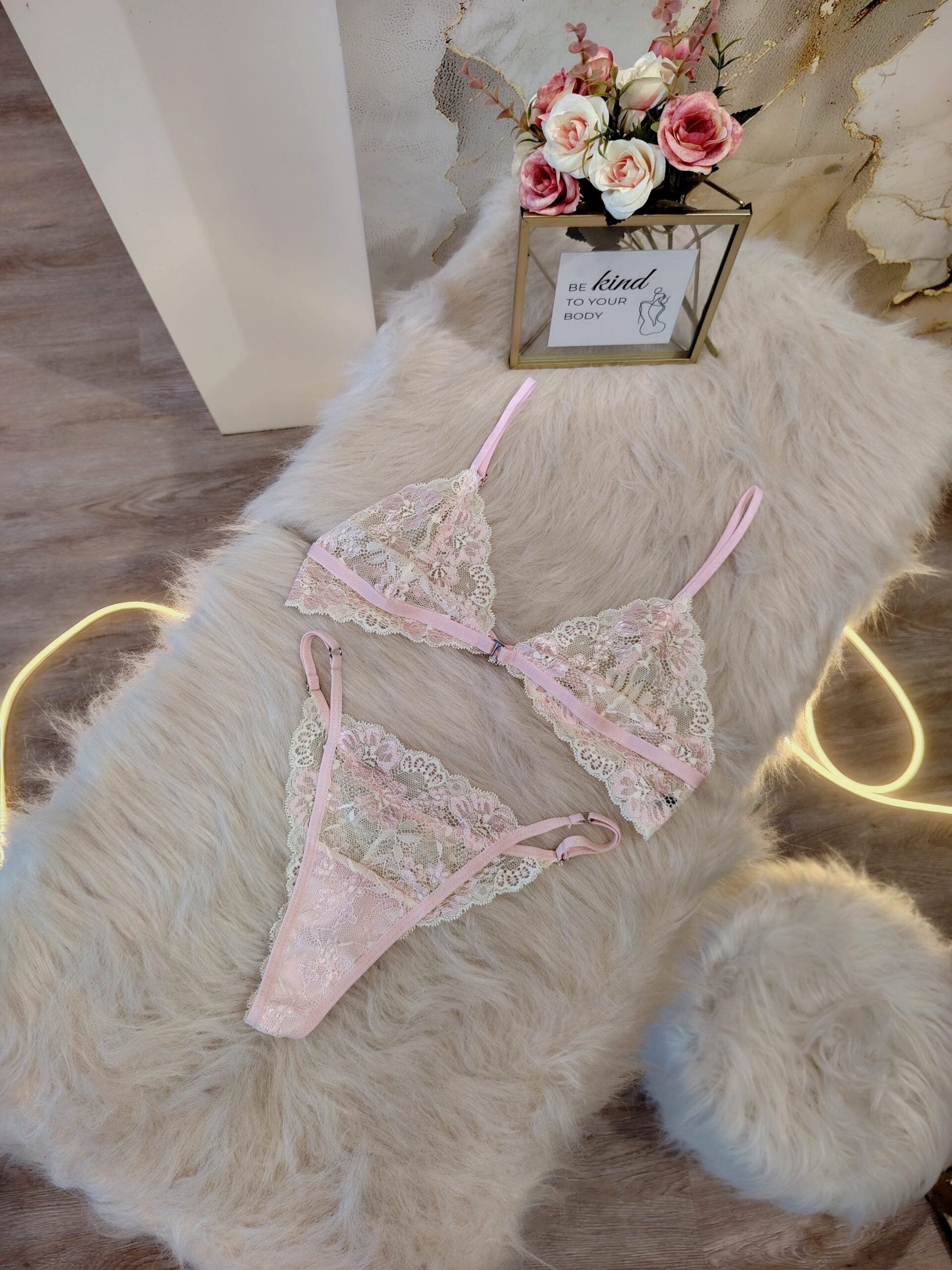 Conjunto Sakura