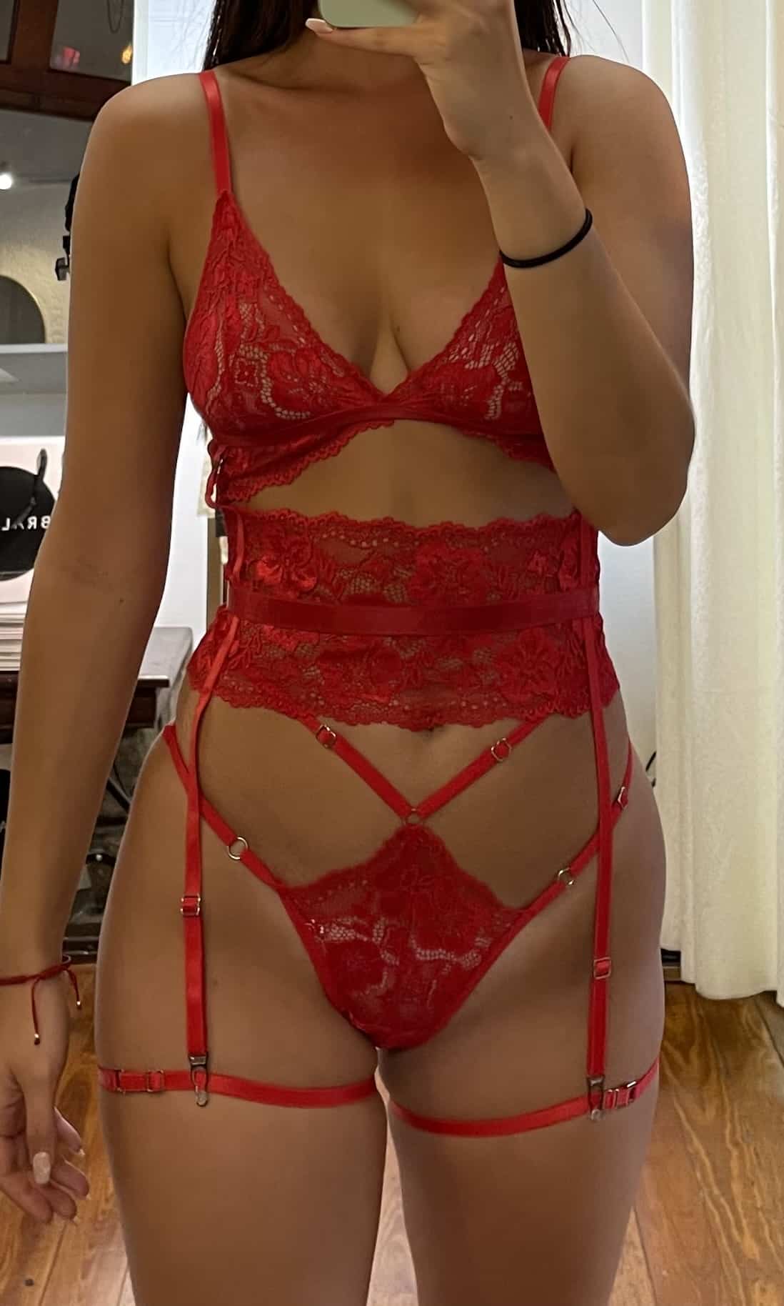 Set Gia Rojo