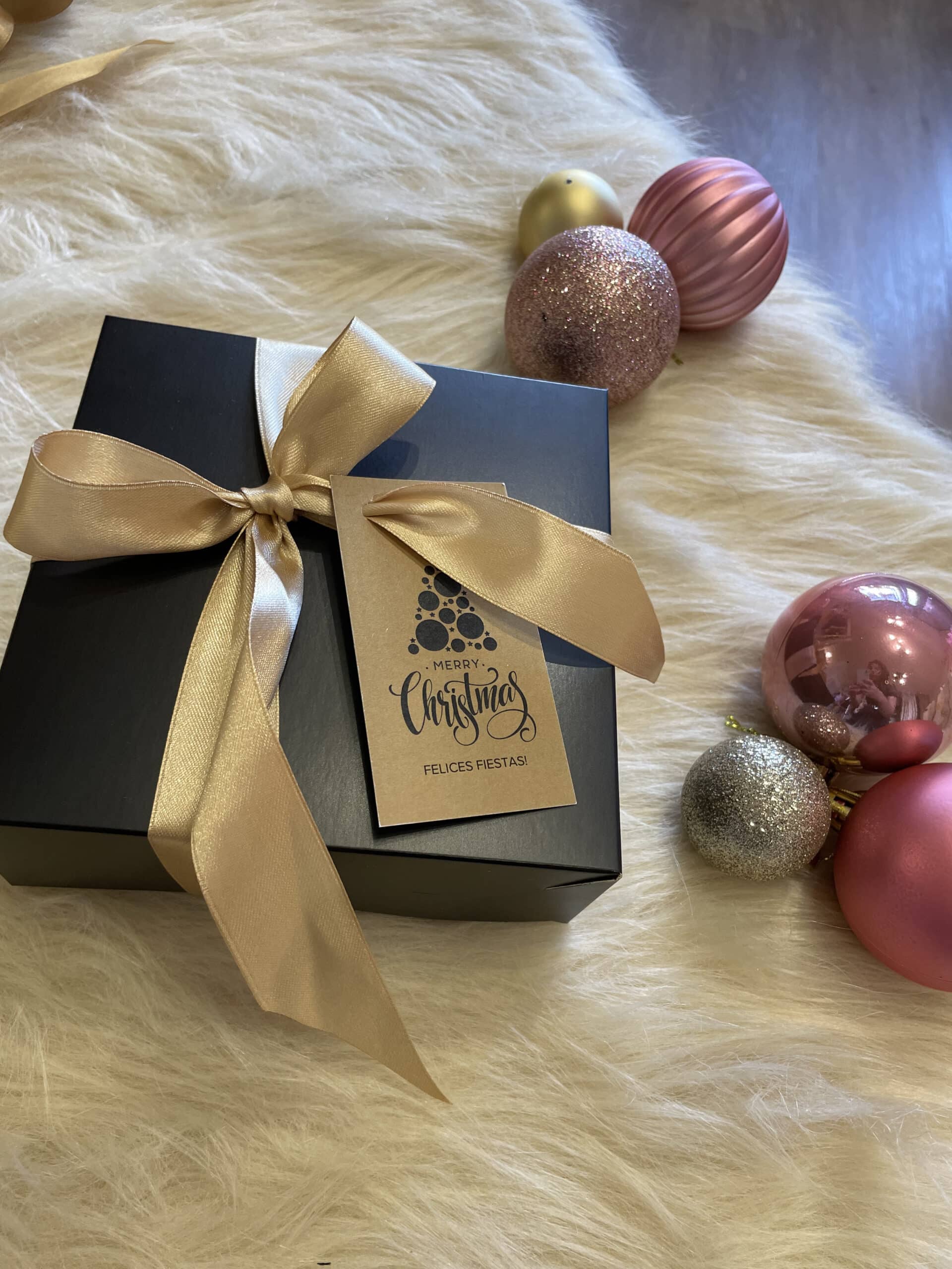 BOX 3 Bombachas + perfume