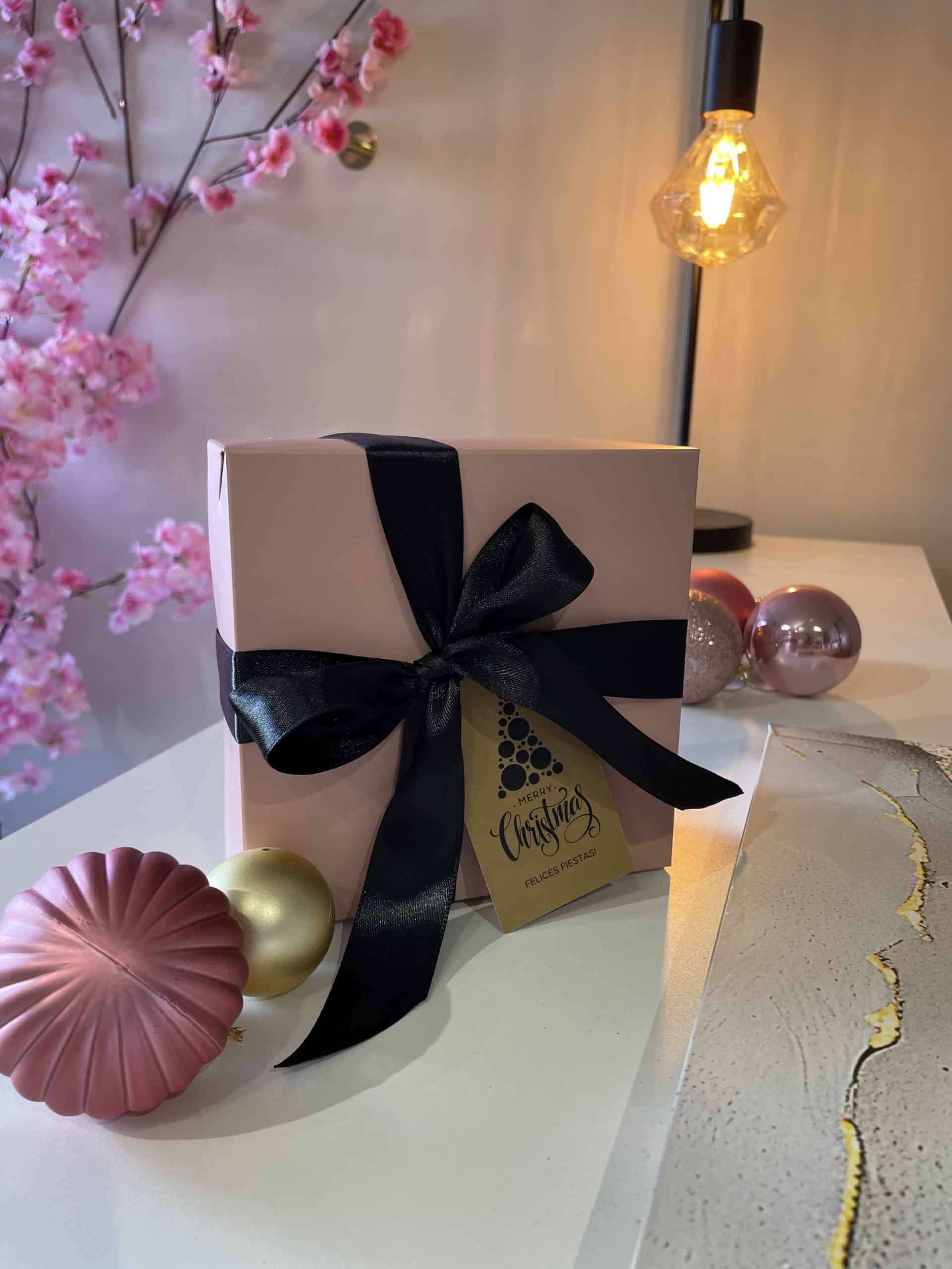 BOX Gift Card + perfume (Envio en 24 horas)