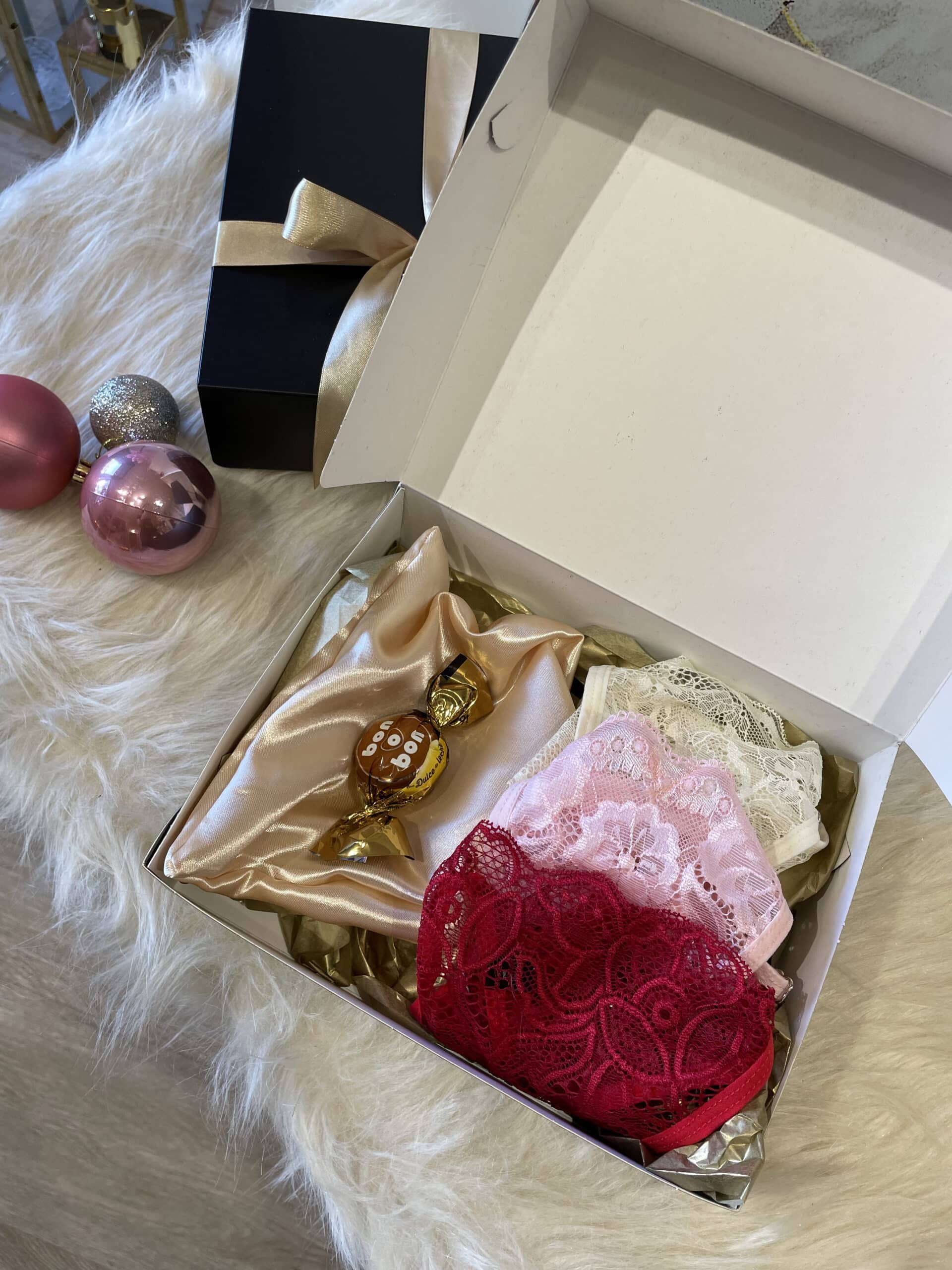 BOX 3 Bombachas + perfume