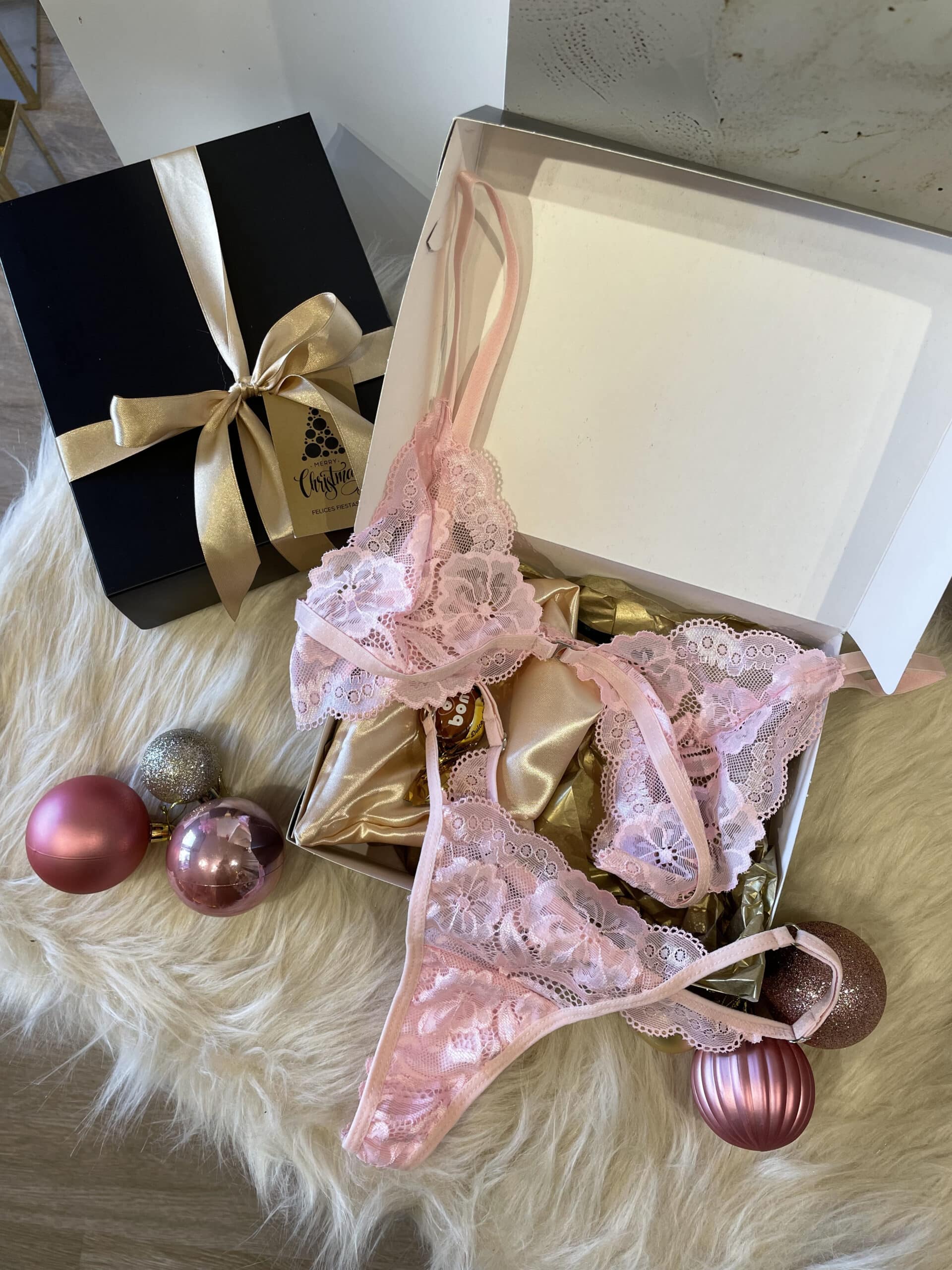 BOX Conjunto Rosa + perfume