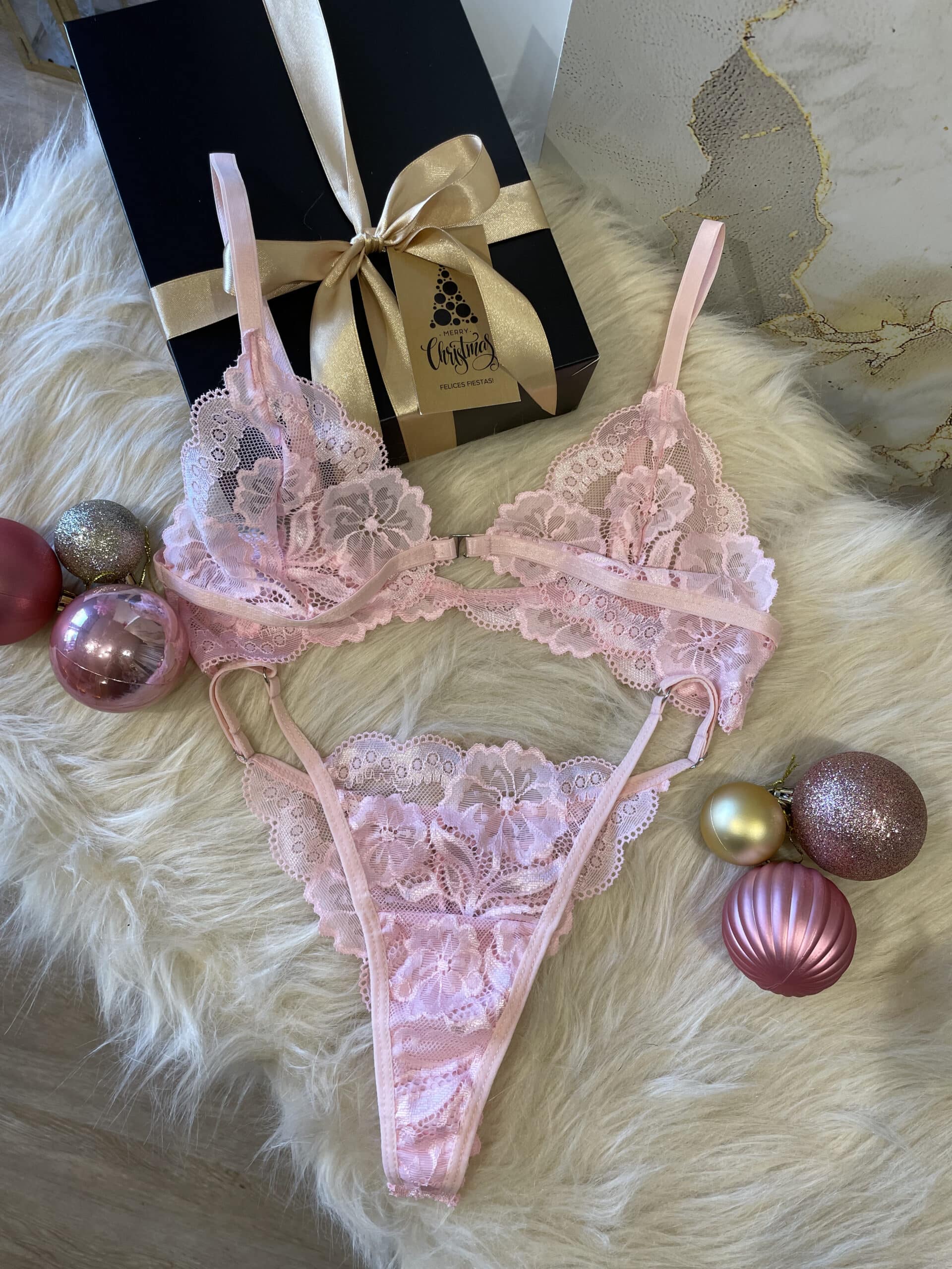 BOX Conjunto Rosa + perfume