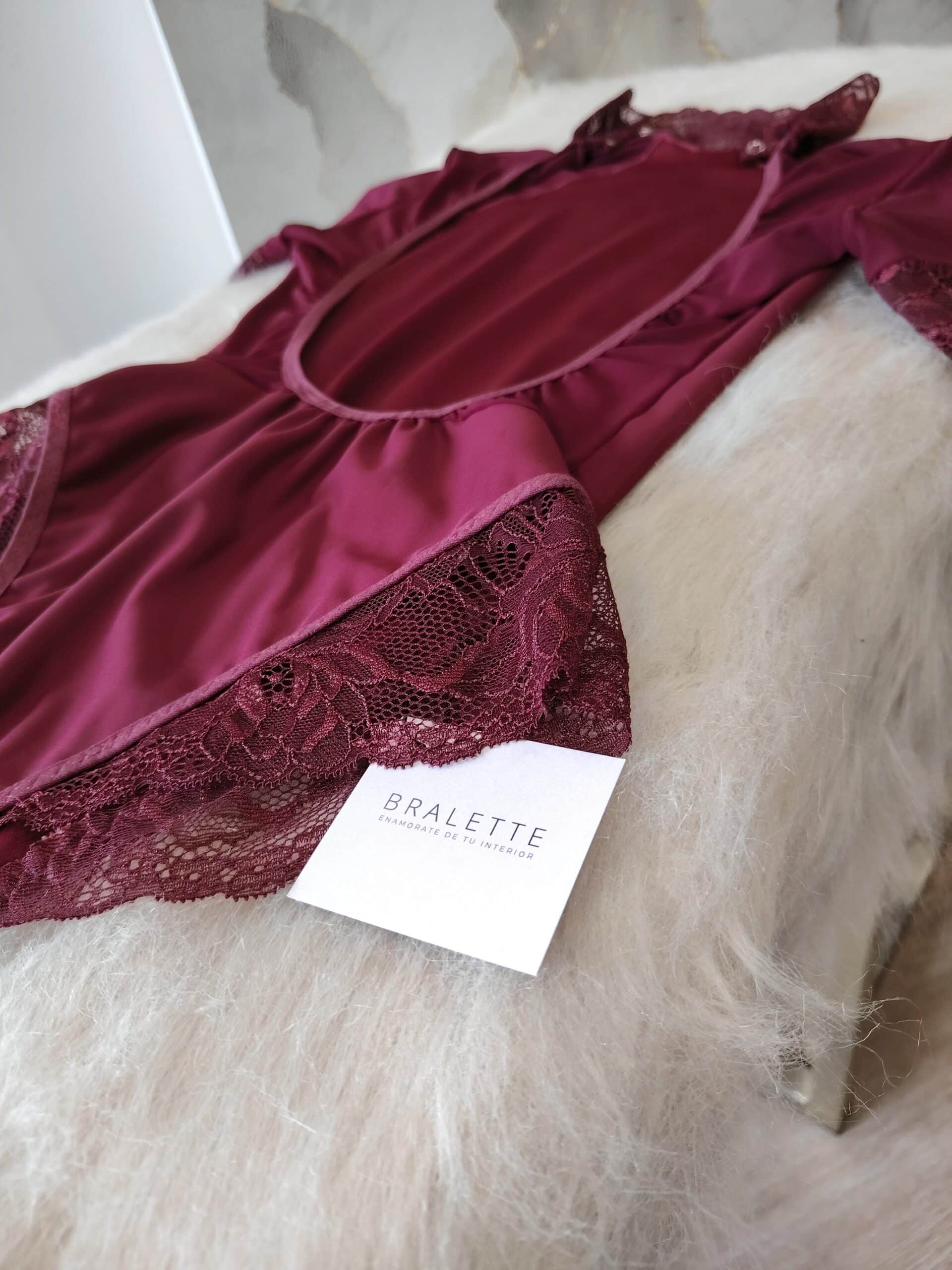 Body Leo Summer Bordo