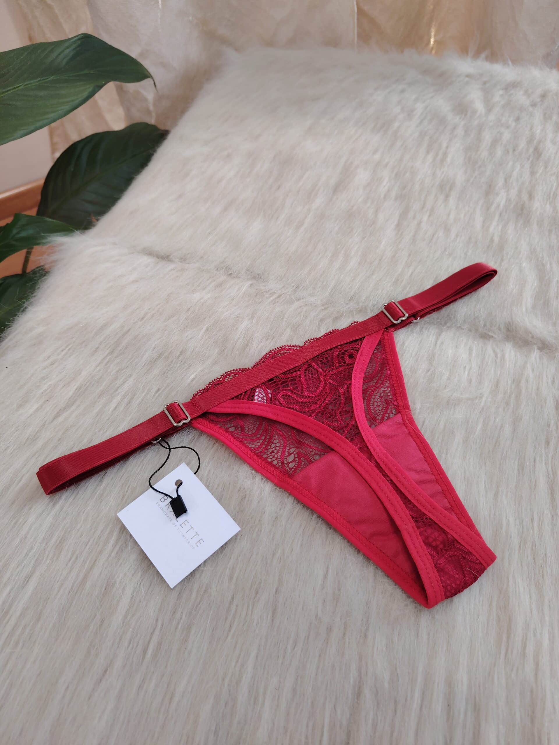 Tanga de encaje Rojo