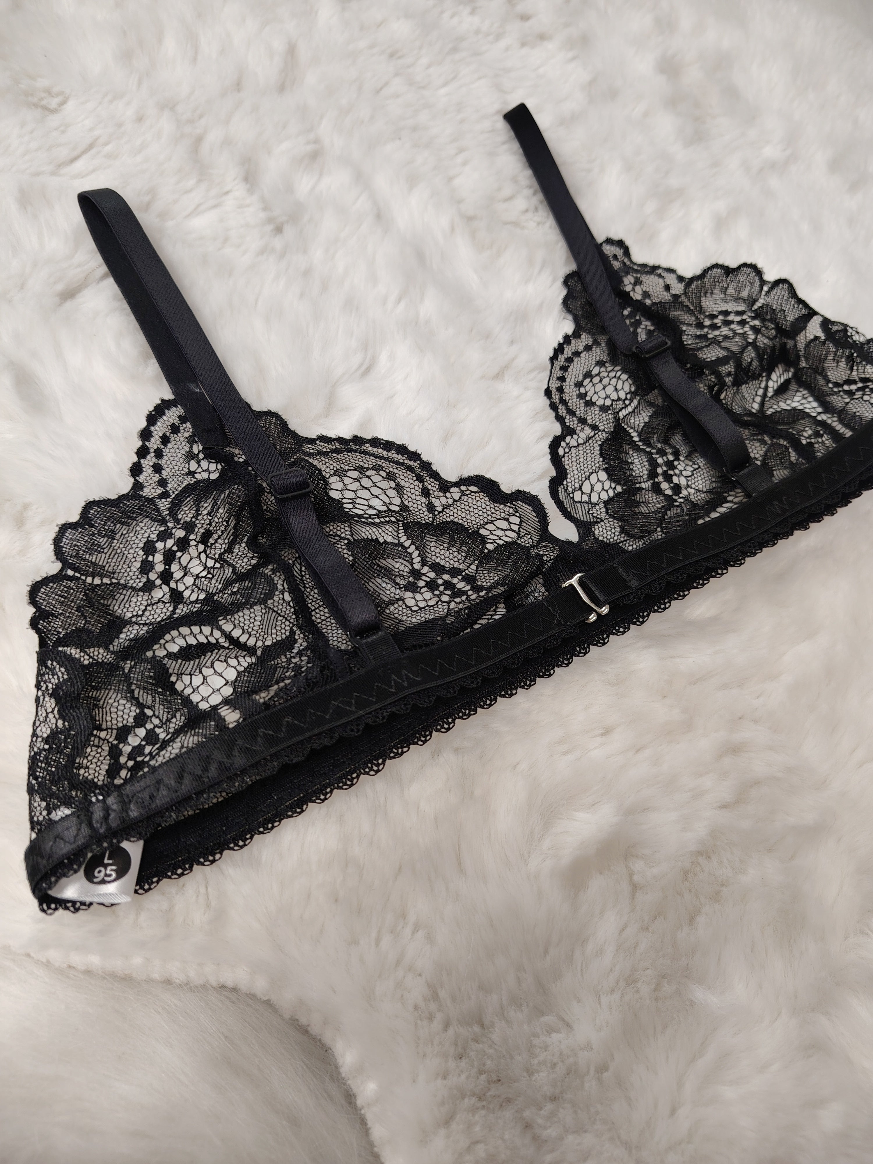 SALE Bralette de Encaje