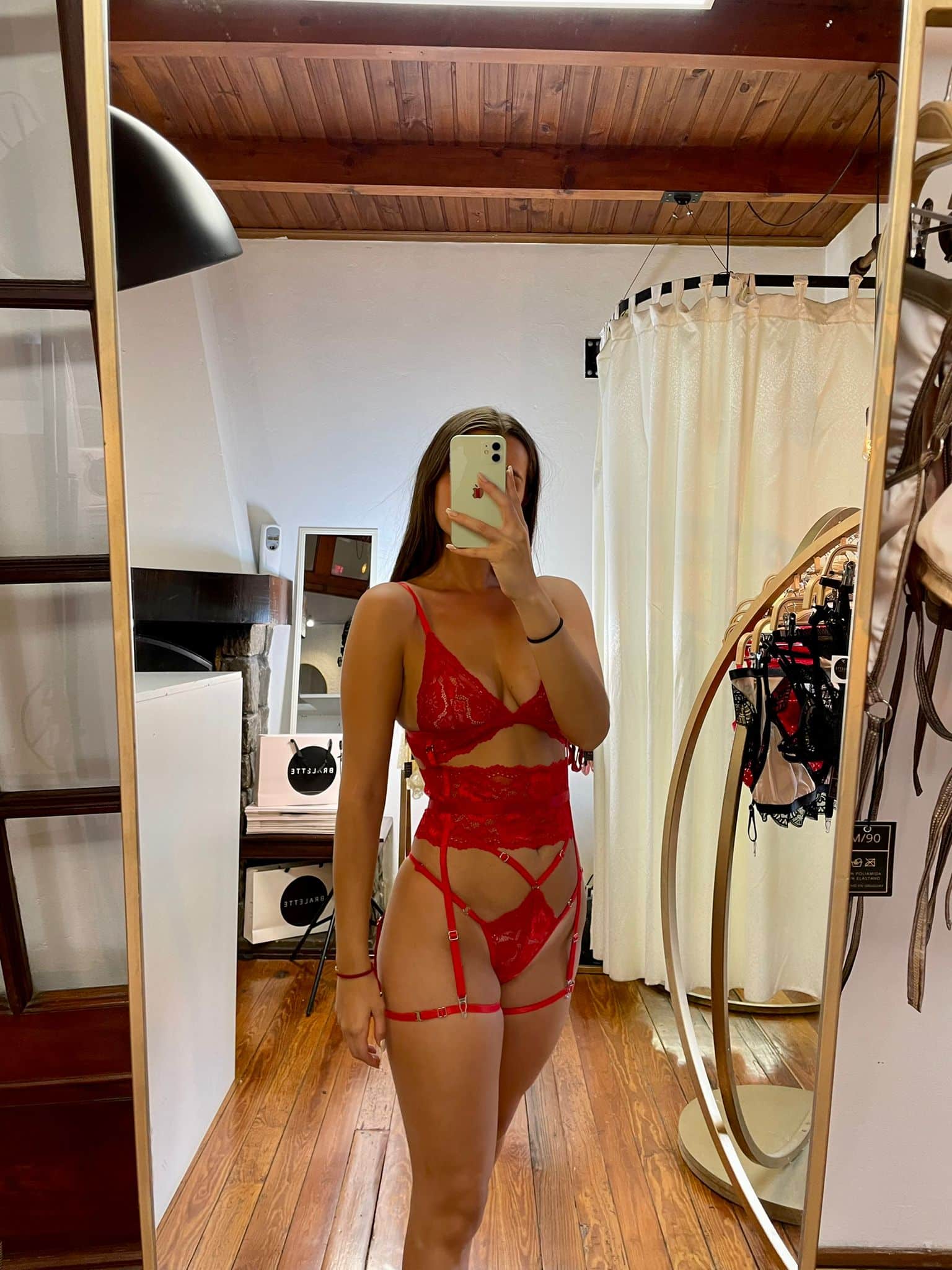 Set Gia Rojo