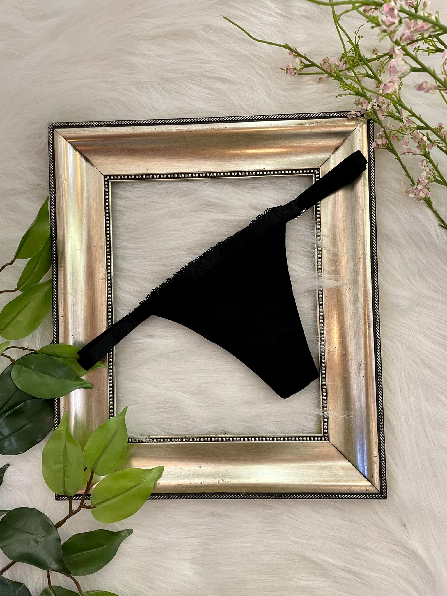 Tanga Lisette Negro