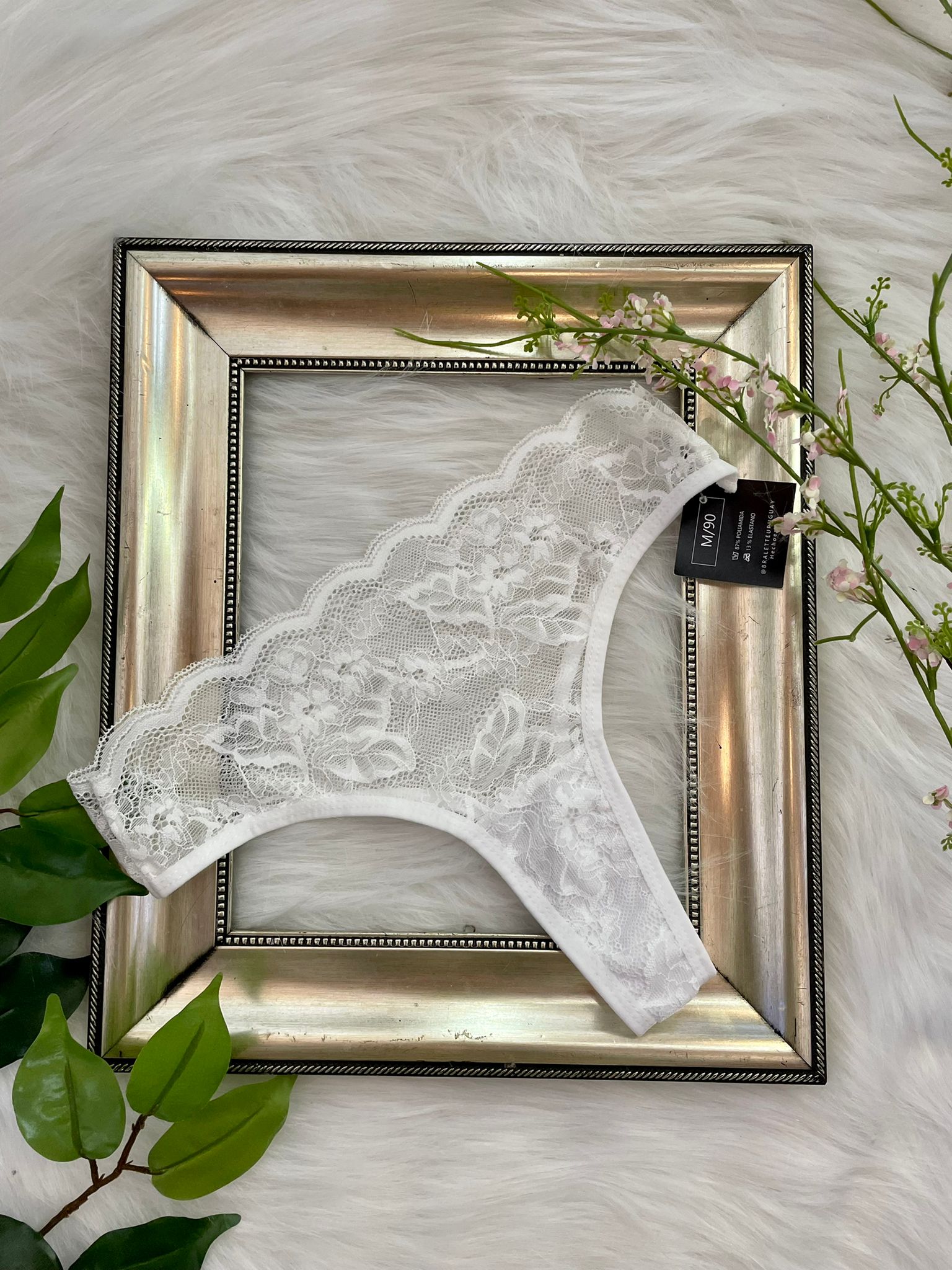 Vedetina de Encaje Blanco